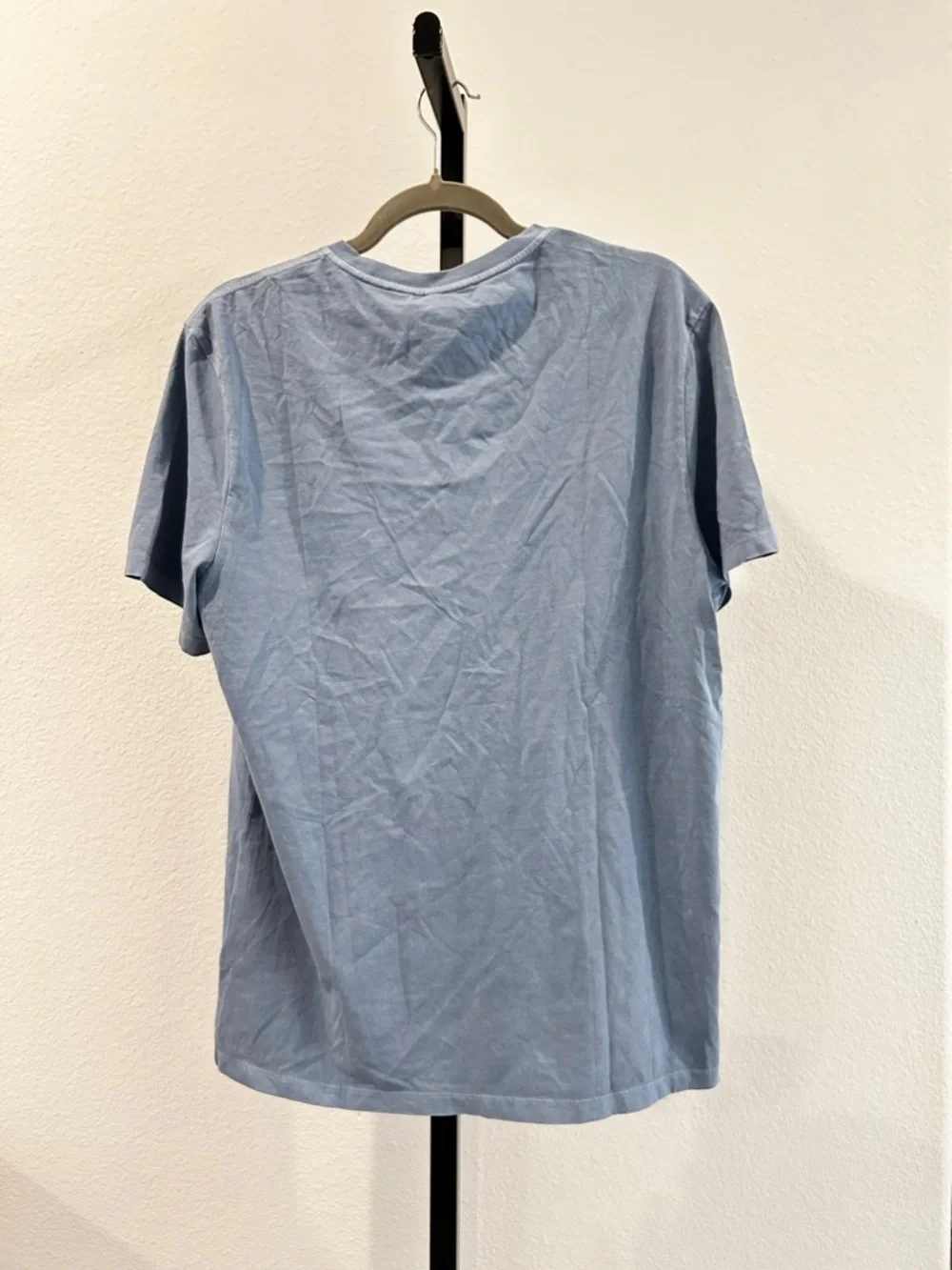 NWT Everlane Men The Essential Organic Cotton Dyed Crew Spring Lake, Size M, $40 - Picture 3 of 8